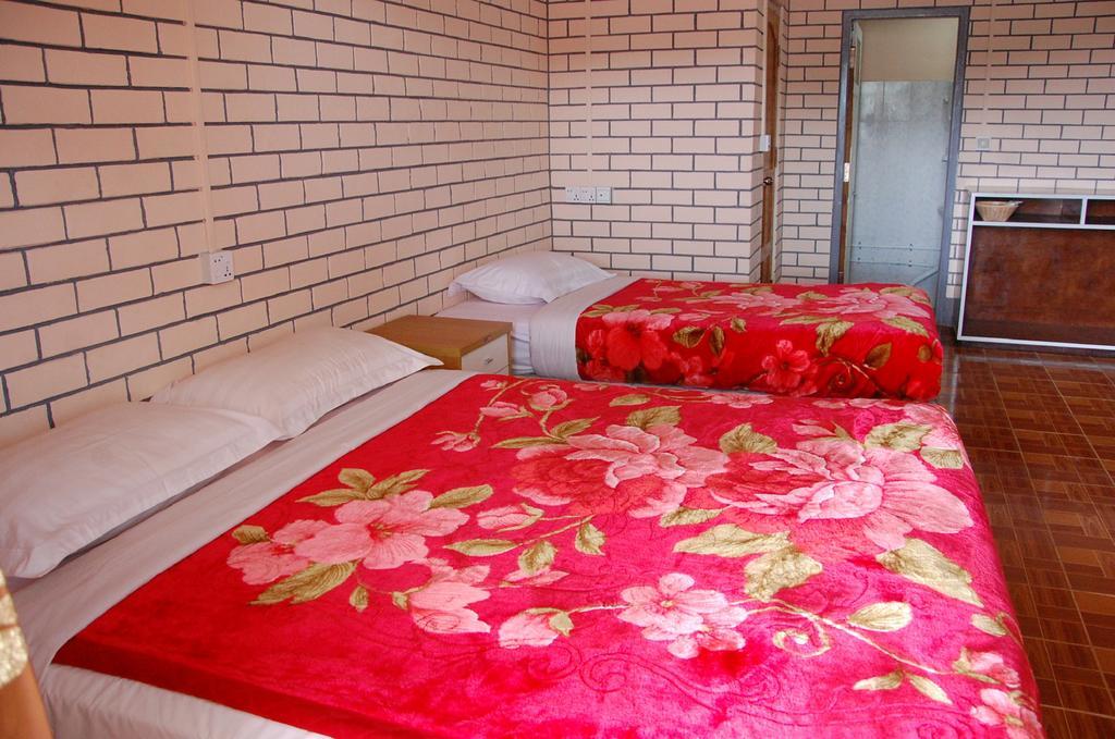 Hostel @ Golden