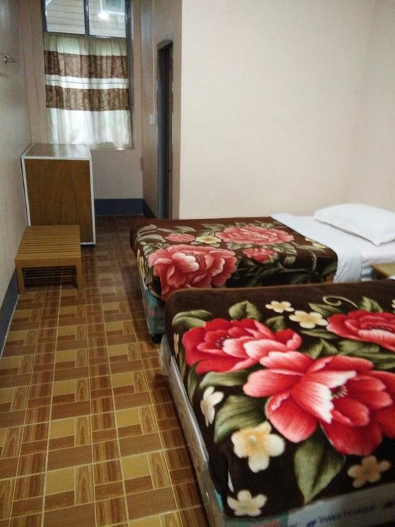 Hostel @ Golden