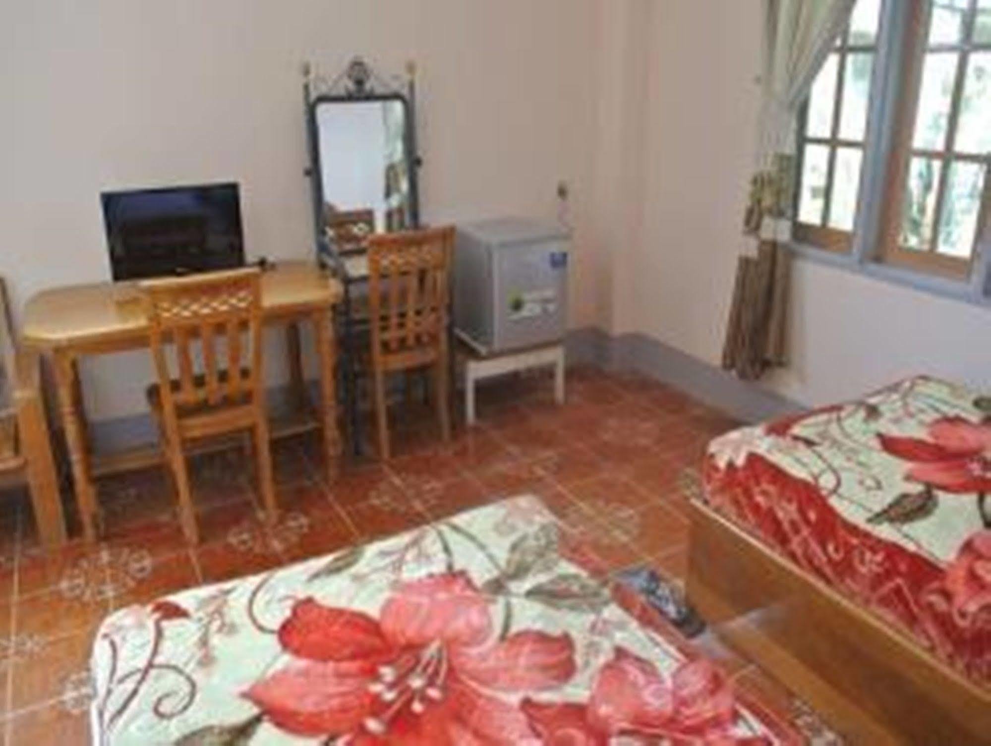 @ Golden Hostel *