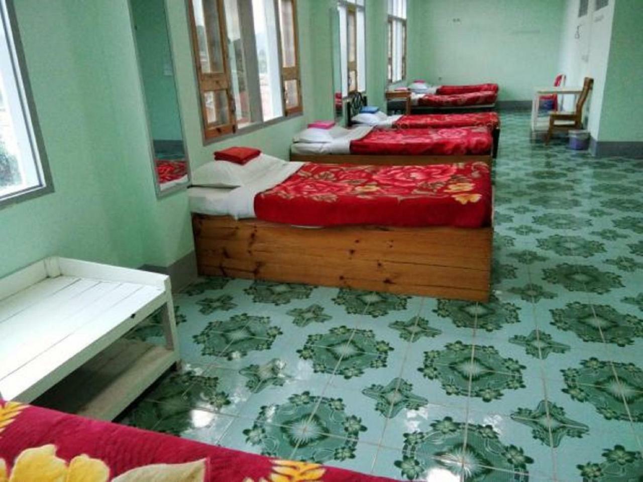 Hostel @ Golden