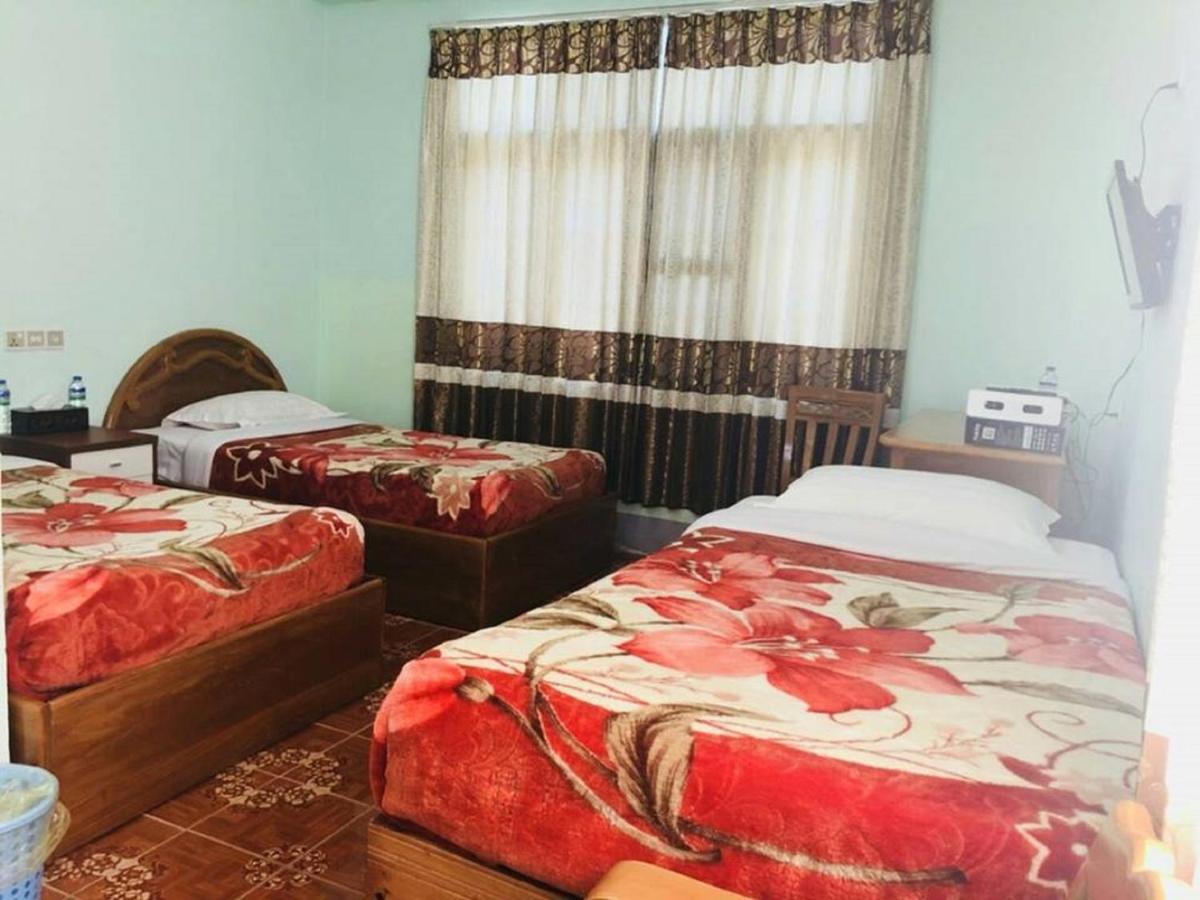 Hostel @ Golden